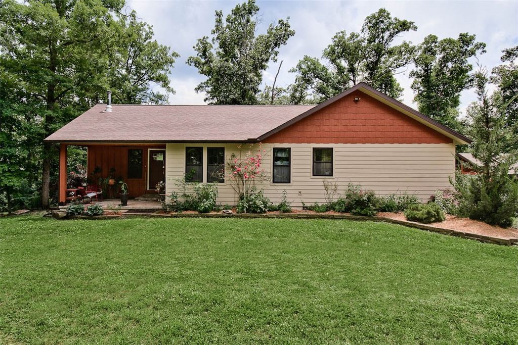 10201 Forrest Road, Gravette, AR 72736