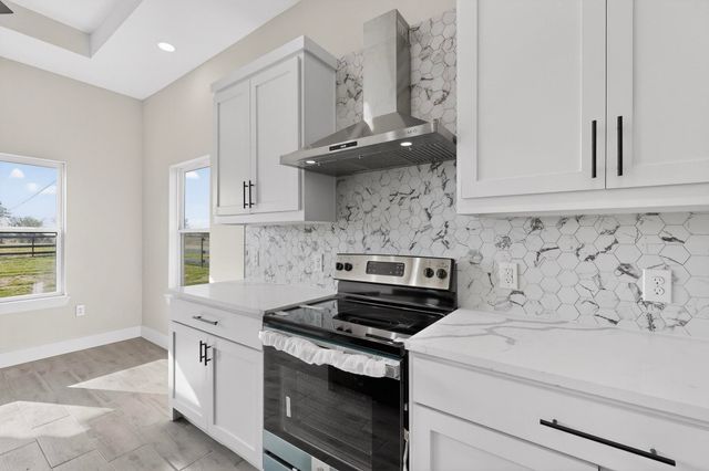 100 Diamond T Ranch Road, Trinidad, TX 75163