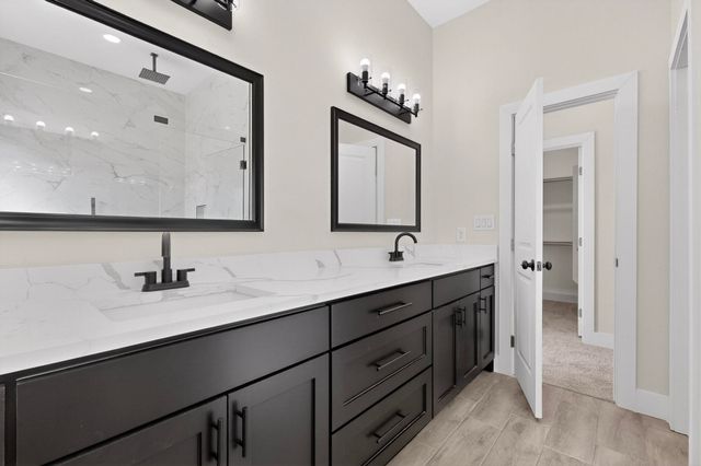 100 Diamond T Ranch Road, Trinidad, TX 75163