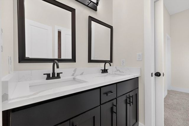 100 Diamond T Ranch Road, Trinidad, TX 75163