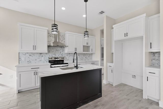 100 Diamond T Ranch Road, Trinidad, TX 75163