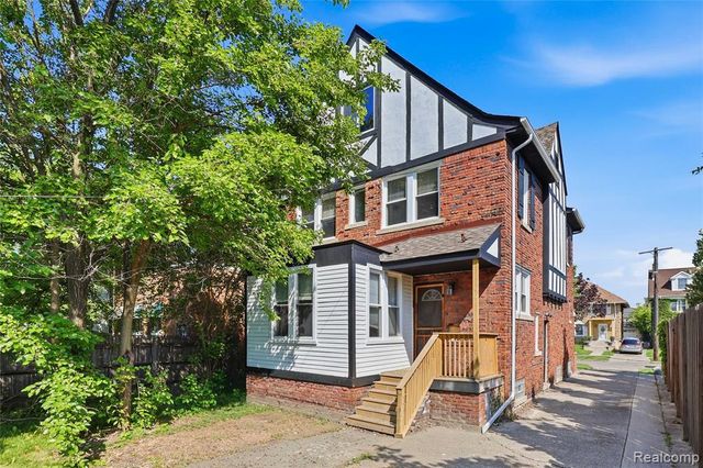 1945 Atkinson Street, Detroit, MI 48206