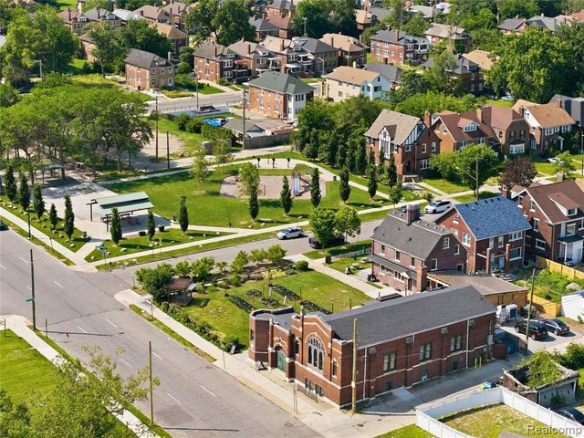 1945 Atkinson Street, Detroit, MI 48206