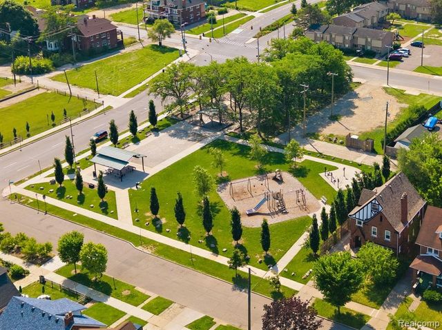 1945 Atkinson Street, Detroit, MI 48206