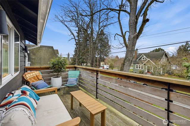 2404 Cherry Street, Bellingham, WA 98225