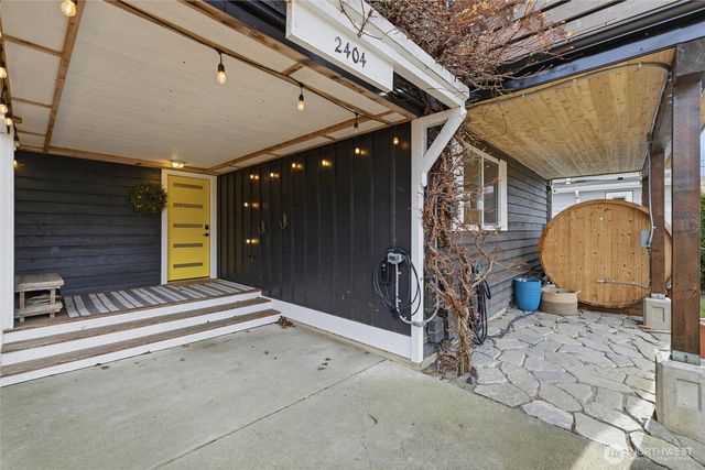 2404 Cherry Street, Bellingham, WA 98225