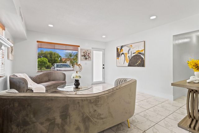 1450 W 37th Street, Hialeah, FL 33012