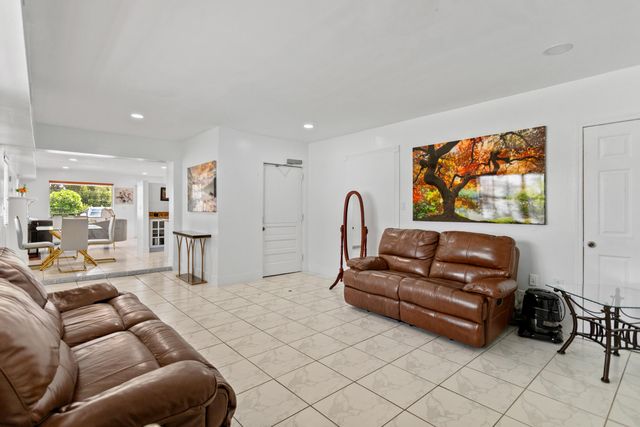 1450 W 37th Street, Hialeah, FL 33012