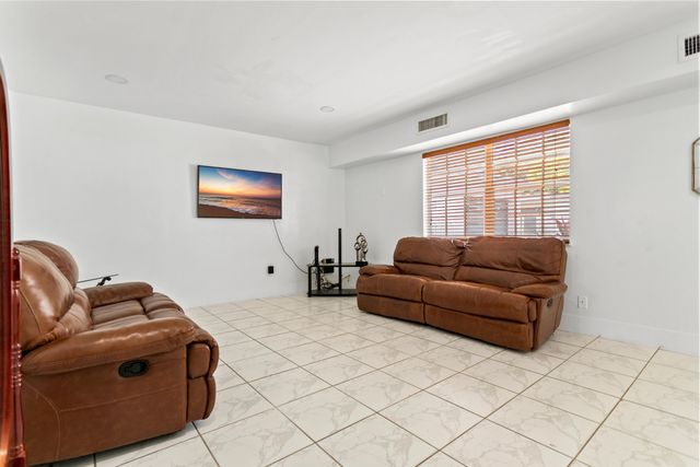 1450 W 37th Street, Hialeah, FL 33012