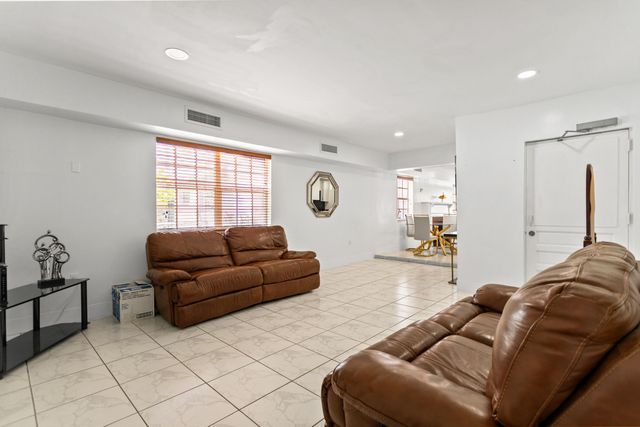 1450 W 37th Street, Hialeah, FL 33012