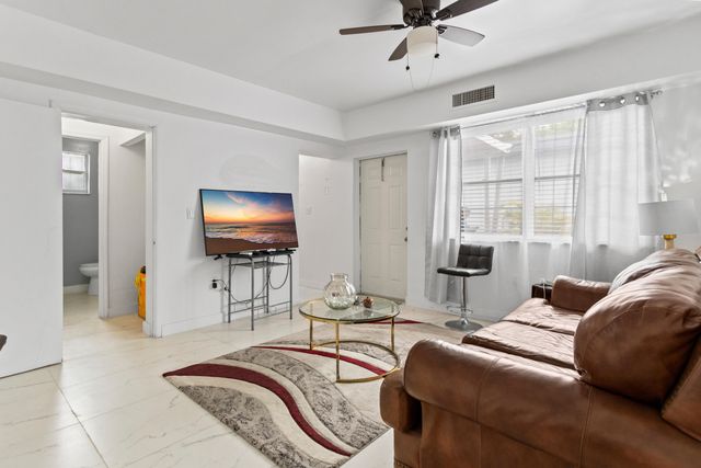1450 W 37th Street, Hialeah, FL 33012