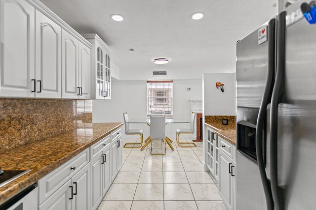1450 W 37th Street, Hialeah, FL 33012