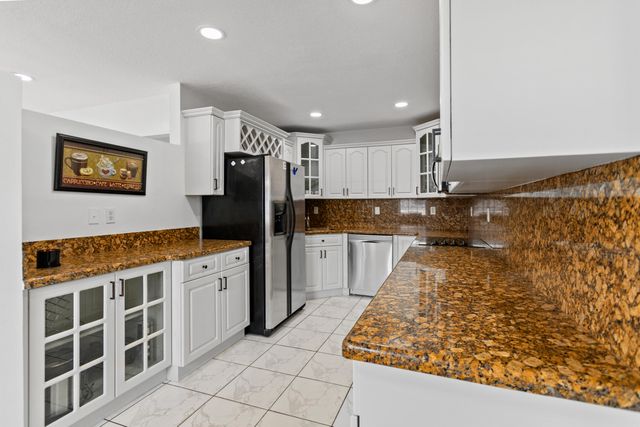 1450 W 37th Street, Hialeah, FL 33012
