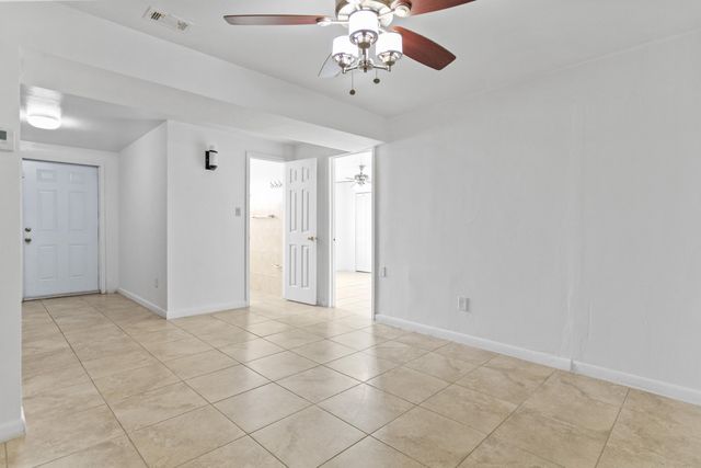 1450 W 37th Street, Hialeah, FL 33012