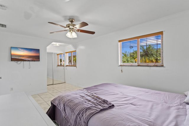 1450 W 37th Street, Hialeah, FL 33012