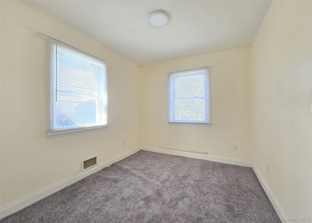 393 McConnell Avenue, Bayport, NY 11705