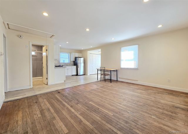 393 McConnell Avenue, Bayport, NY 11705