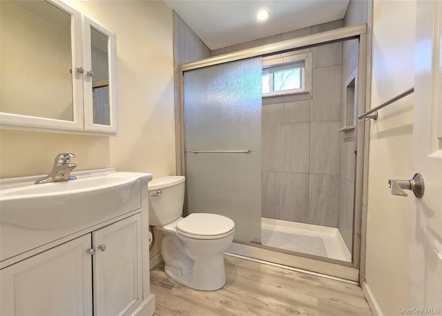393 McConnell Avenue, Bayport, NY 11705