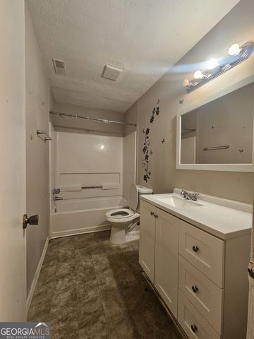 6608 King George Way, Morrow, GA 30260