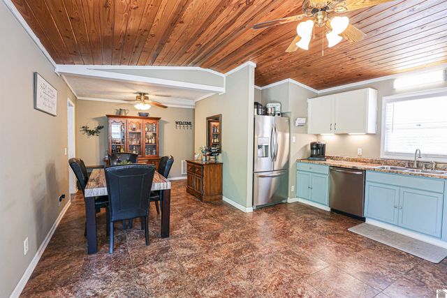 246 Anita Dr, Paducah, KY 42003