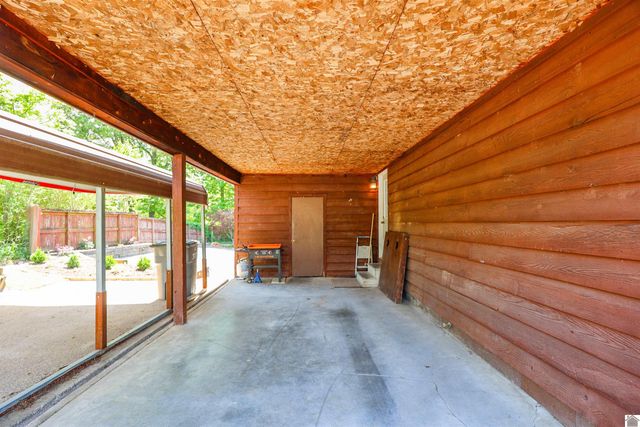 246 Anita Dr, Paducah, KY 42003