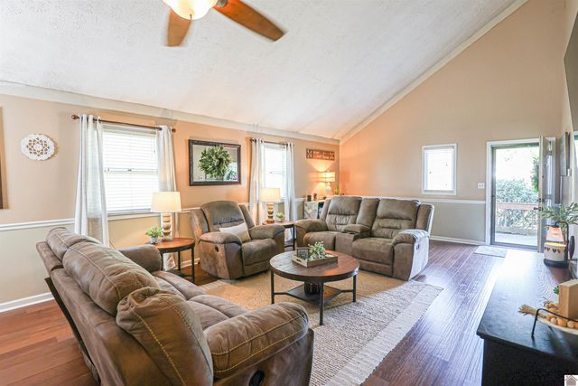246 Anita Dr, Paducah, KY 42003