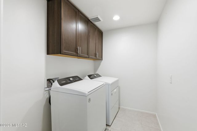 872 E Artesia Place, Sahuarita, AZ 85629