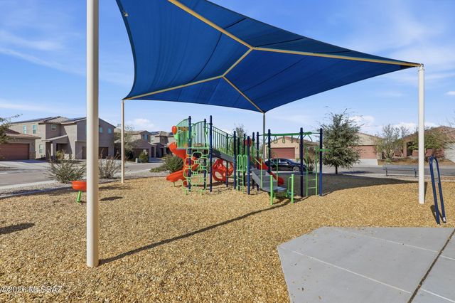 872 E Artesia Place, Sahuarita, AZ 85629