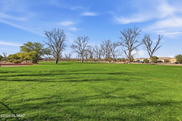 872 E Artesia Place, Sahuarita, AZ 85629