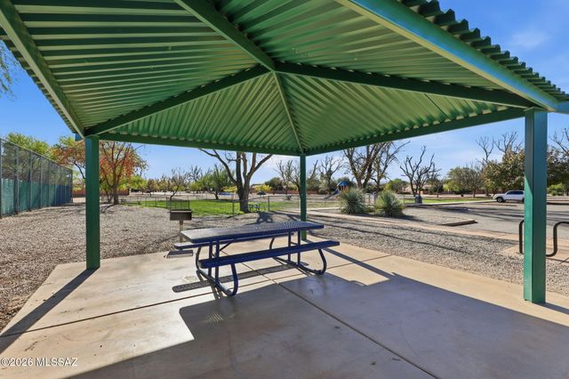 872 E Artesia Place, Sahuarita, AZ 85629