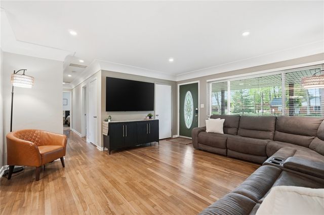 2708 Ater Drive, Beavercreek, OH 45434