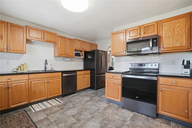 2708 Ater Drive, Beavercreek, OH 45434