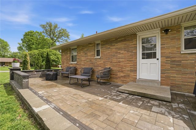 2708 Ater Drive, Beavercreek, OH 45434
