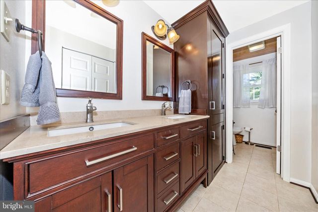 5910 LAWRENCE CT, Adamstown, MD 21710