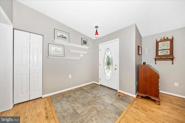 5910 LAWRENCE CT, Adamstown, MD 21710