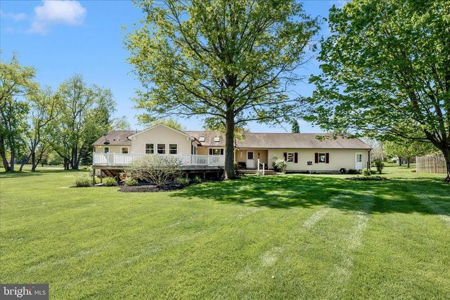 5910 LAWRENCE CT, Adamstown, MD 21710