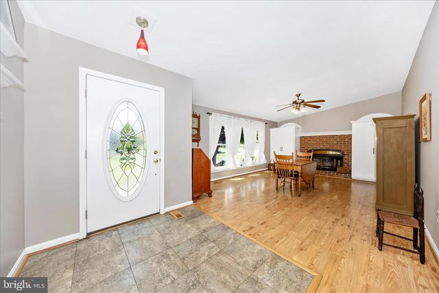 5910 LAWRENCE CT, Adamstown, MD 21710