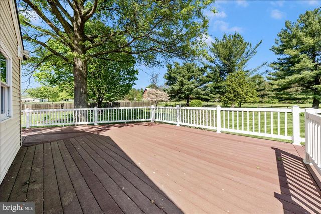 5910 LAWRENCE CT, Adamstown, MD 21710