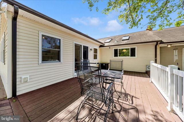 5910 LAWRENCE CT, Adamstown, MD 21710