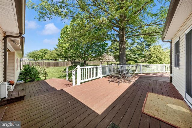 5910 LAWRENCE CT, Adamstown, MD 21710