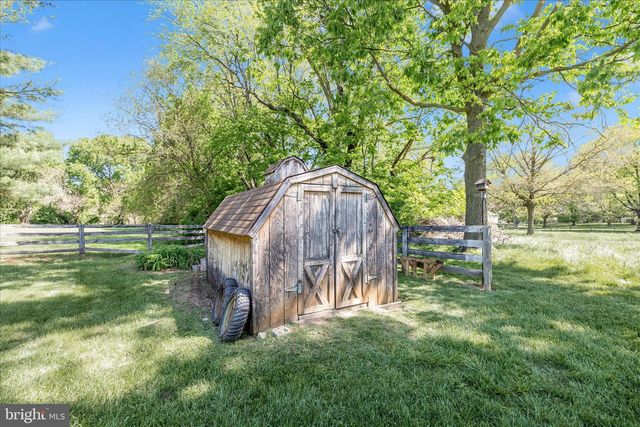 5910 LAWRENCE CT, Adamstown, MD 21710