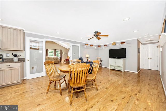 5910 LAWRENCE CT, Adamstown, MD 21710