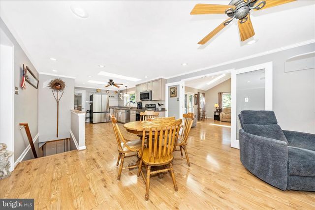 5910 LAWRENCE CT, Adamstown, MD 21710
