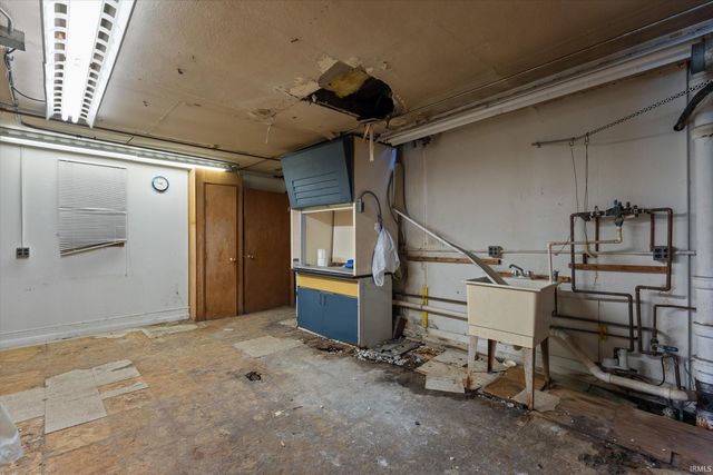113 W Fairview Avenue, South Bend, IN 46614
