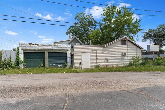 113 W Fairview Avenue, South Bend, IN 46614