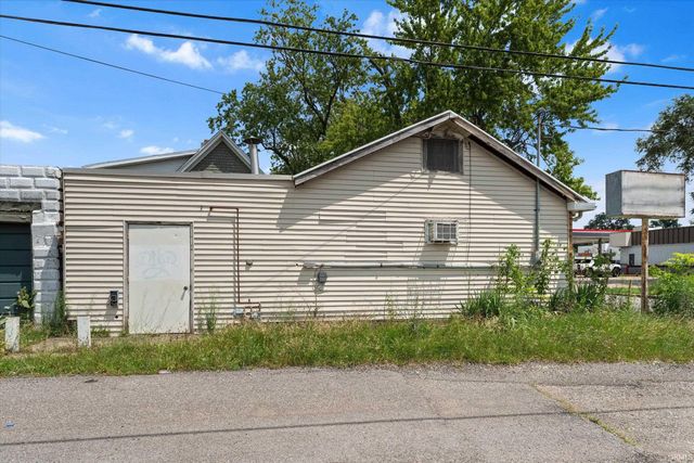 113 W Fairview Avenue, South Bend, IN 46614