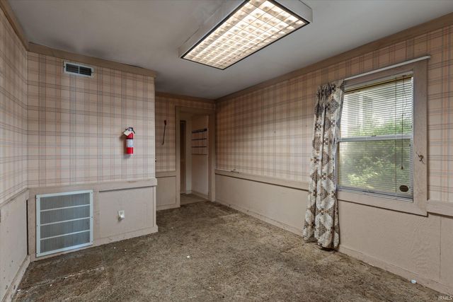 113 W Fairview Avenue, South Bend, IN 46614