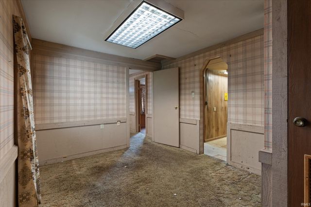 113 W Fairview Avenue, South Bend, IN 46614