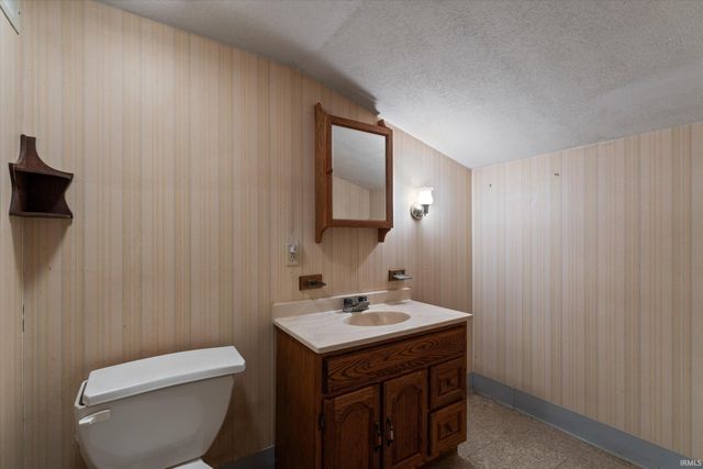 113 W Fairview Avenue, South Bend, IN 46614