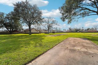 5230 Pine Avenue, Pasadena, TX 77503